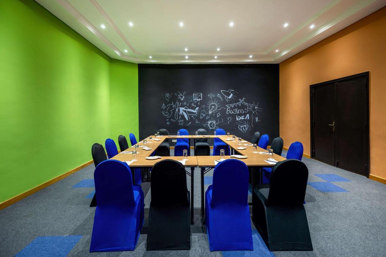 Radisson Blu Palace Resort&Thalasso, Djerba Mezraia Bagian luar foto Meeting room